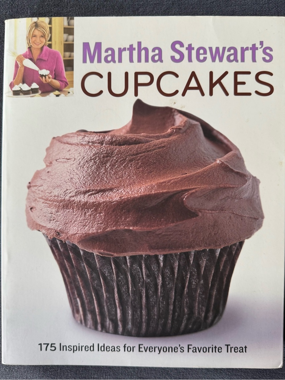 Martha Stewart Cupcakes Cookbook